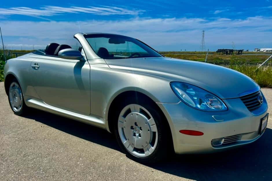 2004 Lexus SC sold for $23,250