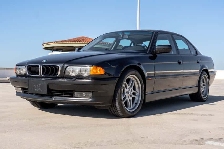 1999 BMW E38 7-Series sold for $0