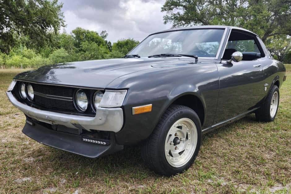 1975 Toyota Celica sold for $9,300