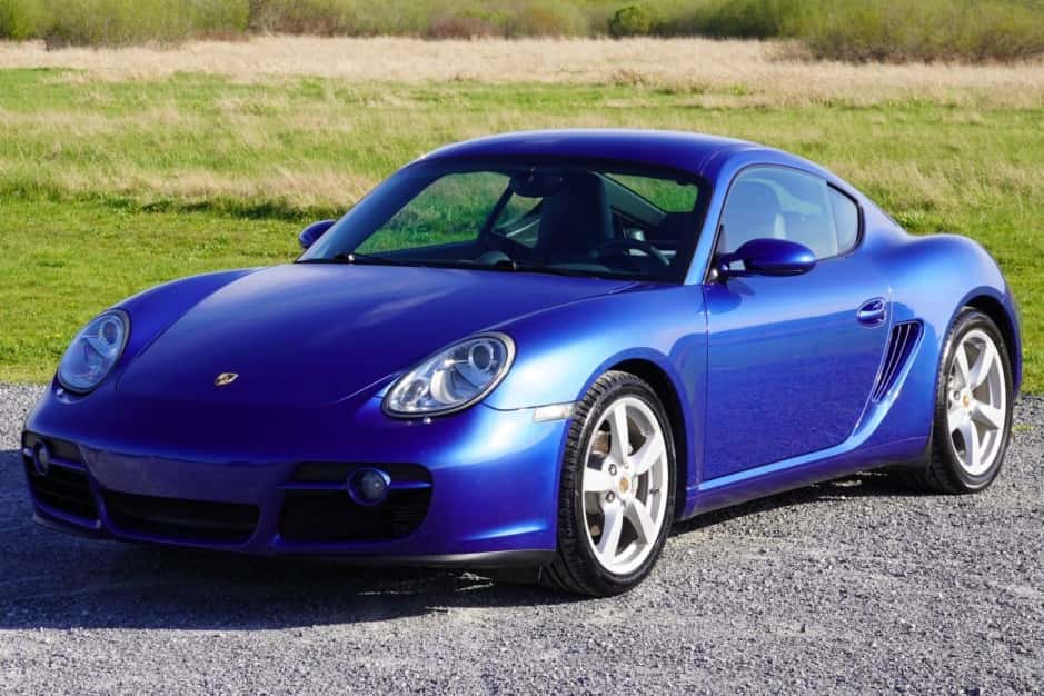 2007 Porsche 987 Cayman sold for $31,111
