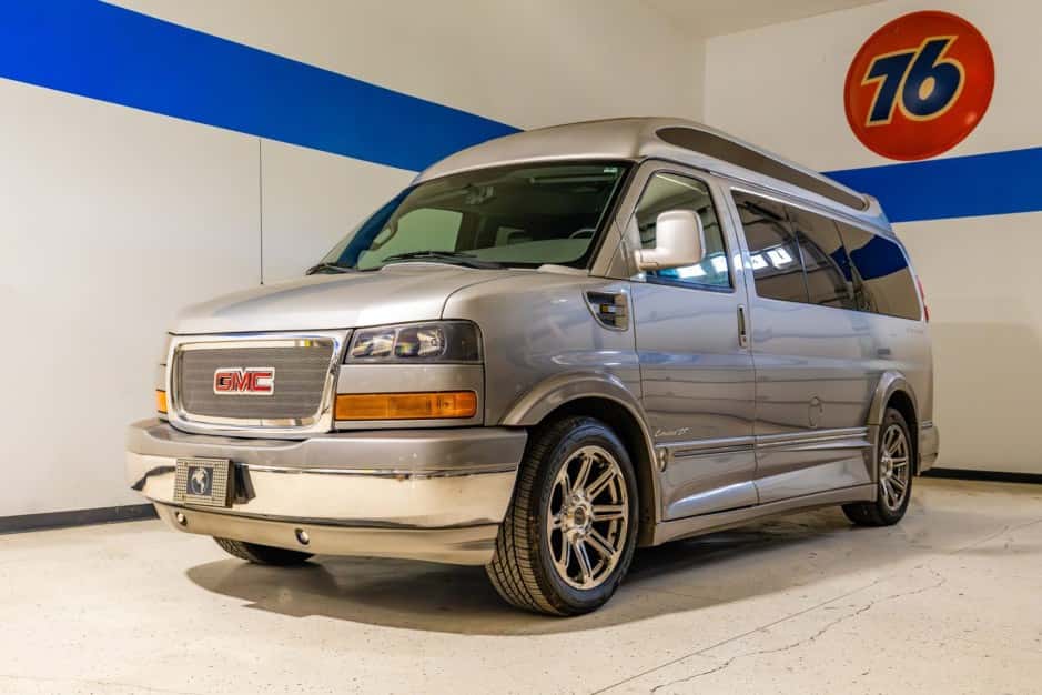 2016 GMC Van sold for $33,000