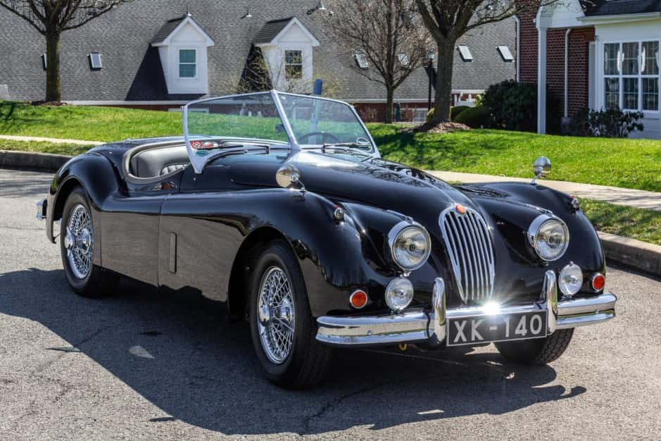 1955 Jaguar XK140 sold for $79,000
