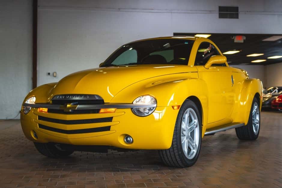 2004 Chevrolet SSR sold for $32,050