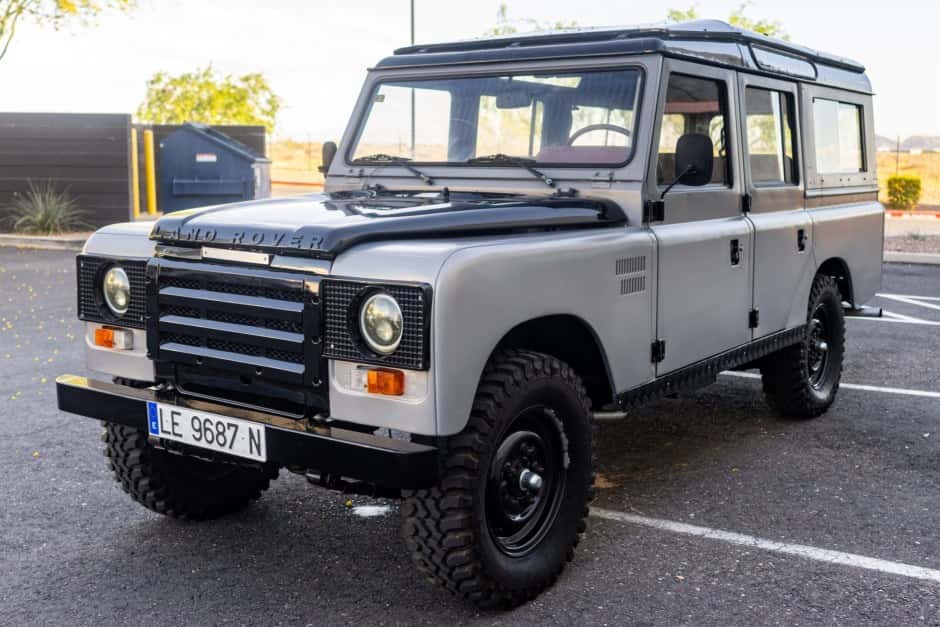 1987 Land Rover Series 109 sold for $18,750