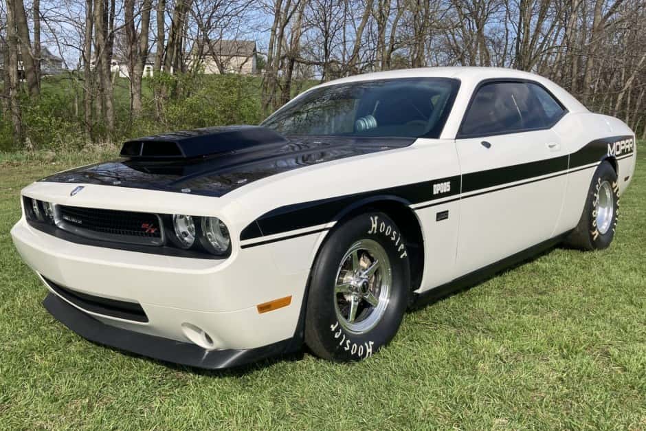 2009 Dodge Challenger (non-SRT, 2009-2023) sold for $38,000