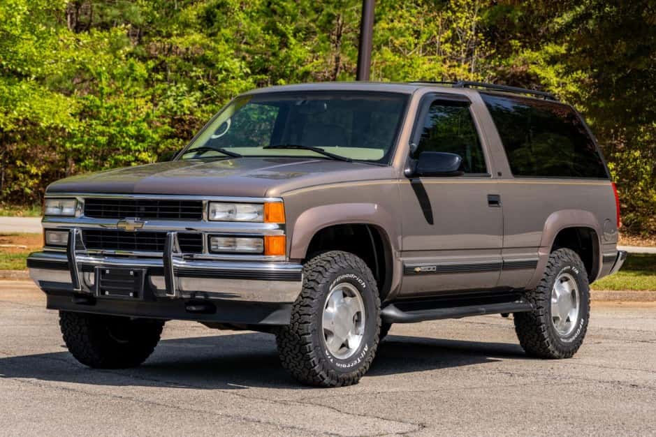 1997 Chevrolet Tahoe GMT400 sold for $23,000