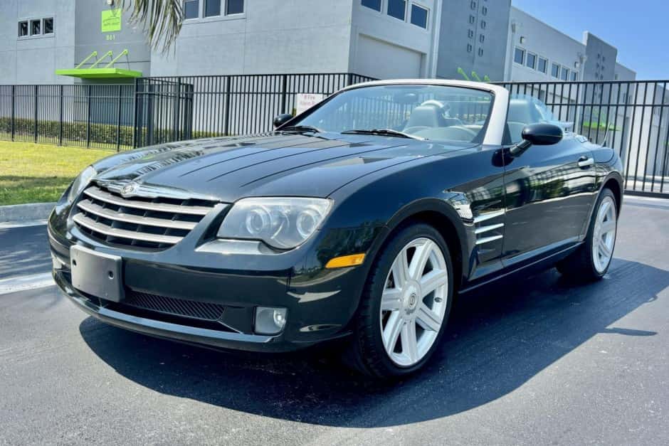 2005 Chrysler Crossfire sold for $11,850