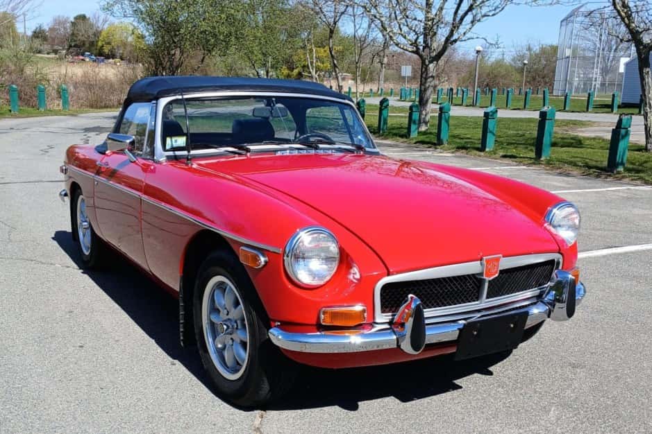 1974 MG MGB sold for $9,600