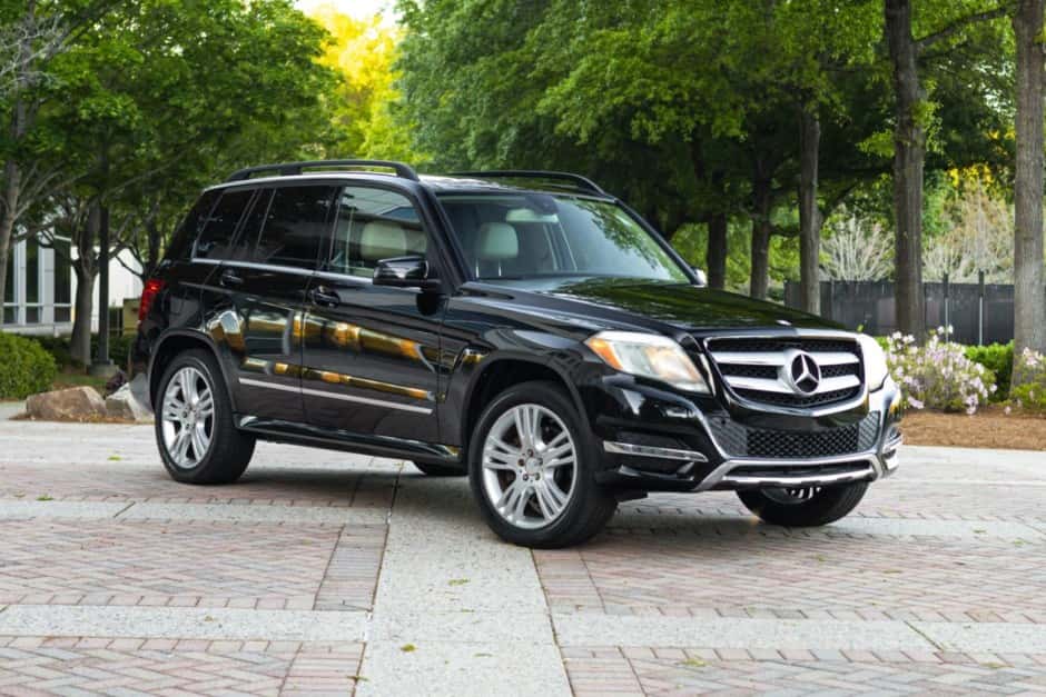2014 Mercedes-Benz X204 GLK-Class sold for $13,750