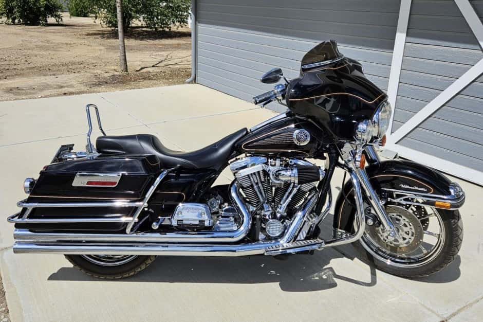 1997 Harley-Davidson Touring sold for $6,700