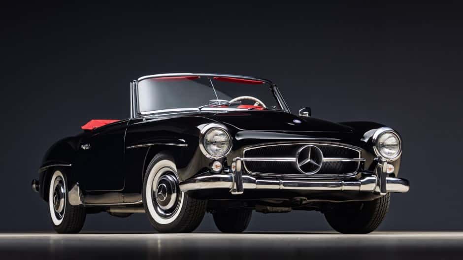 1961 Mercedes-Benz 190SL sold for $216,000