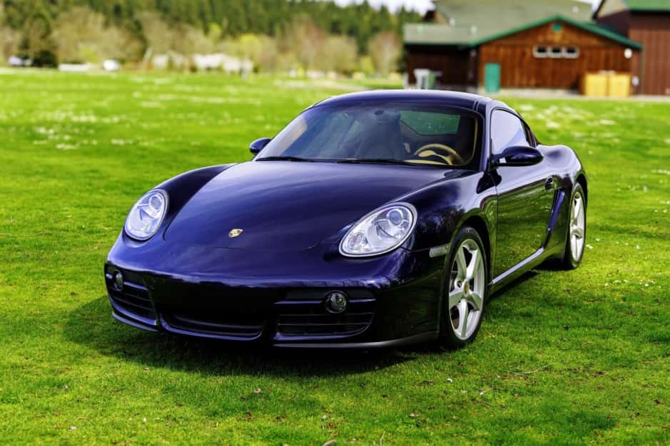 2007 Porsche 987 Cayman sold for $22,000