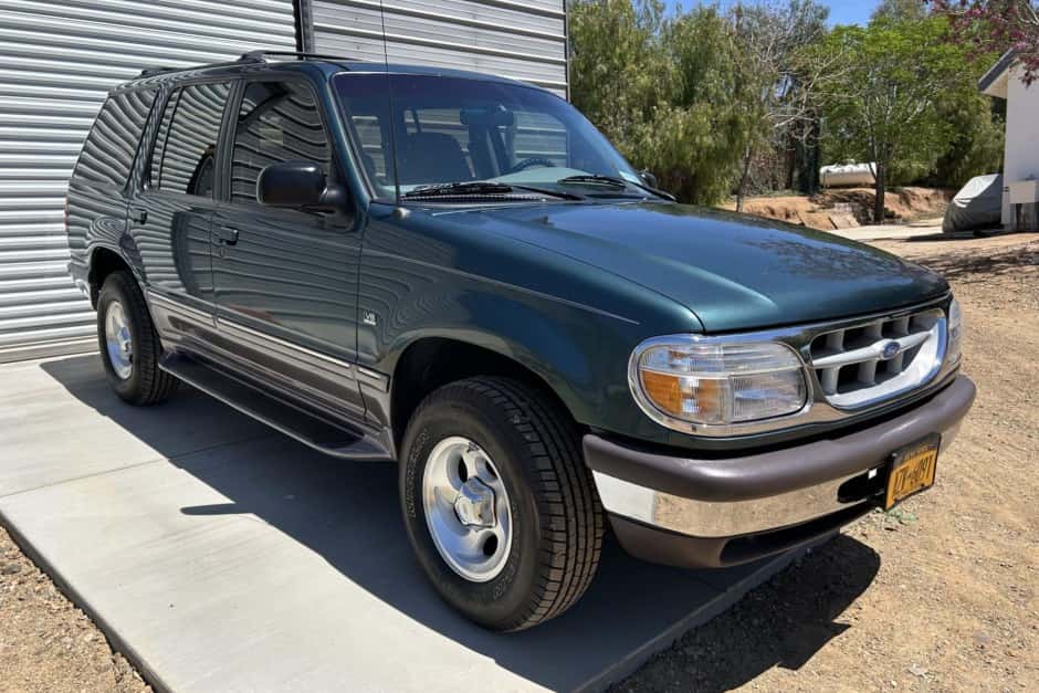 1997 Ford Explorer sold for $6,900
