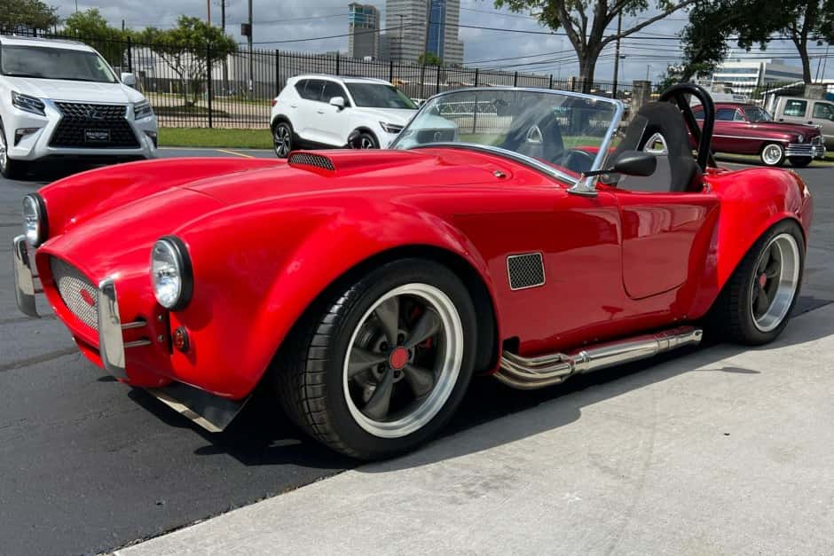 0 Shelby Cobra Replica sold for $33,000