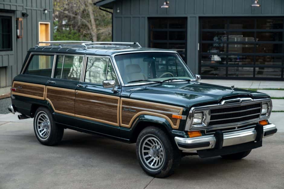 1991 Jeep SJ Grand Wagoneer sold for $72,000