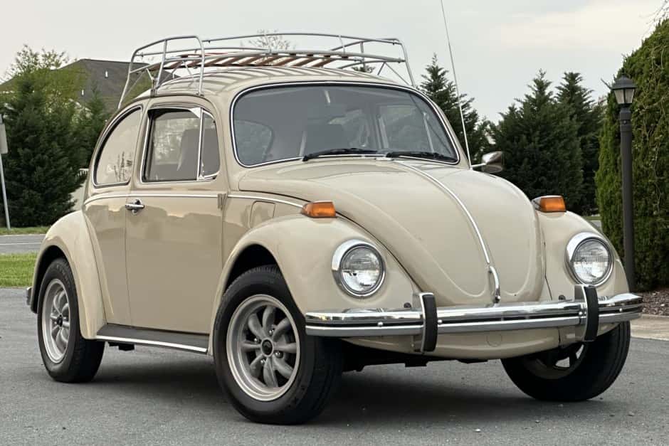 1970 Volkswagen Beetle (1958-1979) sold for $10,000