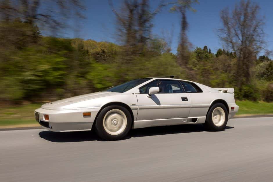 1988 Lotus Esprit sold for $44,500