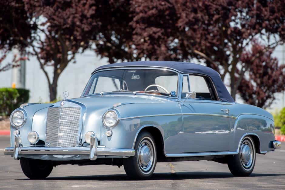 1960 Mercedes-Benz Ponton sold for $96,777