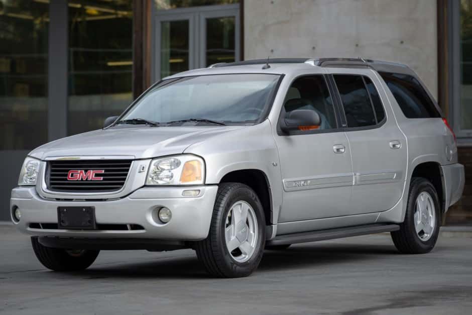 2004 GMC  sold for $9,750