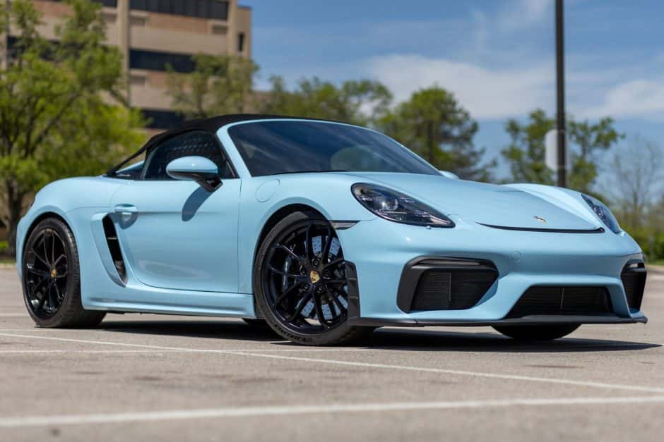 2022 Porsche 982 718 Boxster sold for $143,000