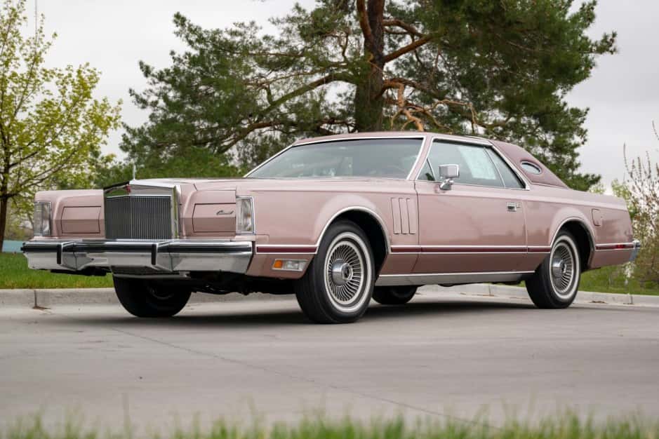 1979 Lincoln Continental Mark V (1977-1979) sold for $26,000