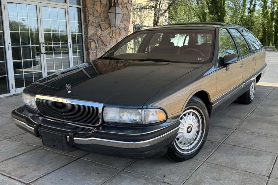 1993 Buick Roadmaster sold for $10,750