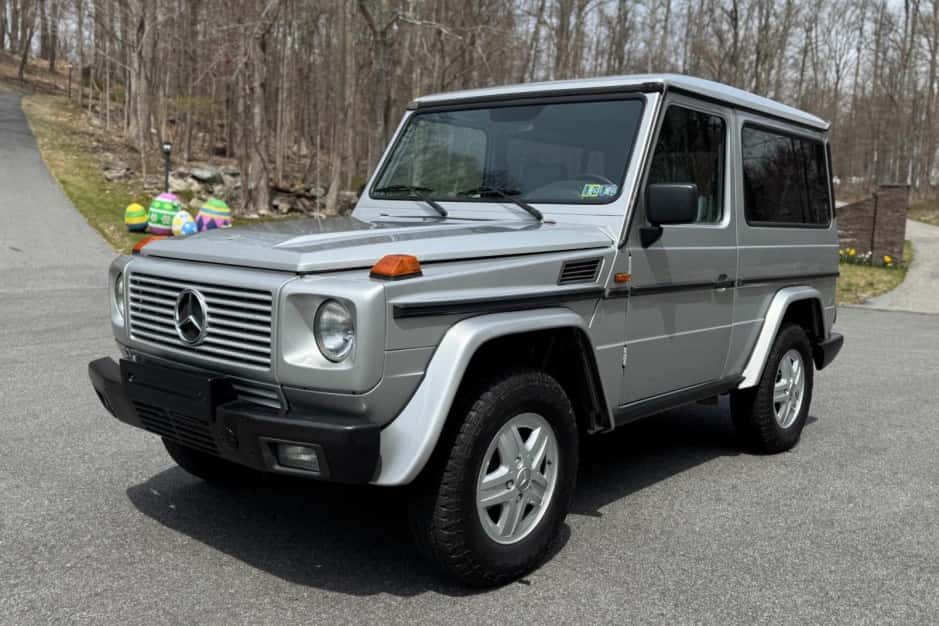 1990 Mercedes-Benz W463 G-Class (1990-2018) sold for $37,559