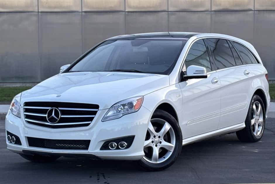 2011 Mercedes-Benz W251 R-Class sold for $10,800
