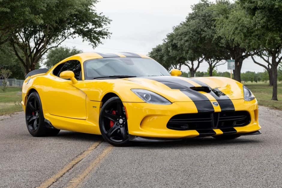 2014 Dodge Viper (2013-2017) sold for $106,000
