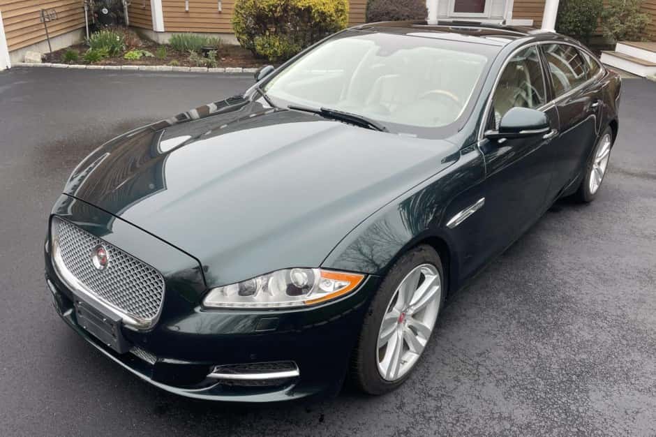 2014 Jaguar X351 XJ (2010-2019) sold for $9,100