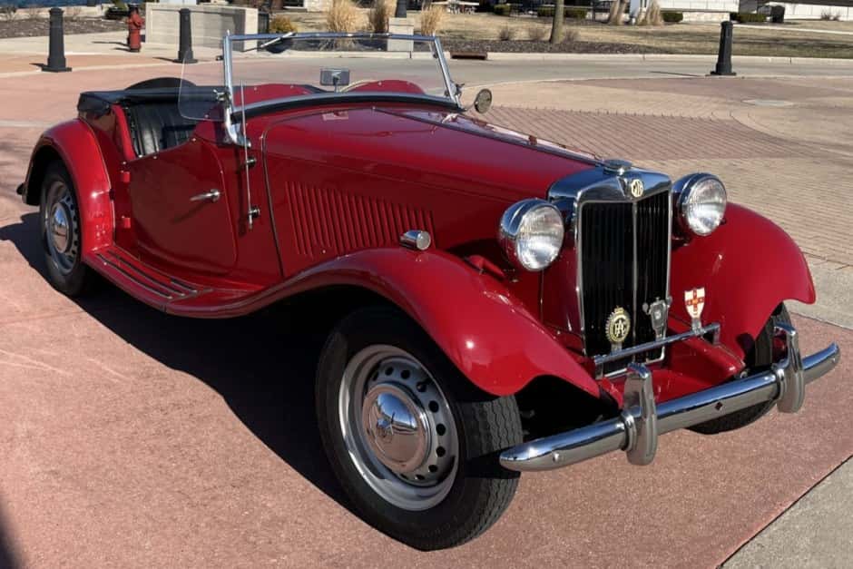 1952 MG TD sold for $9,500