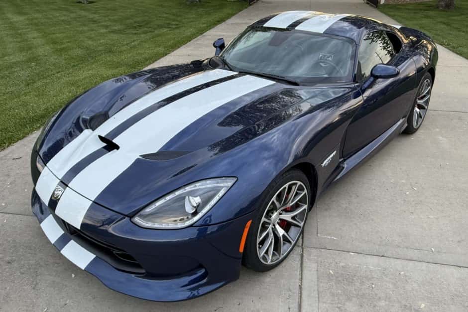 2016 Dodge Viper (2013-2017) sold for $130,201