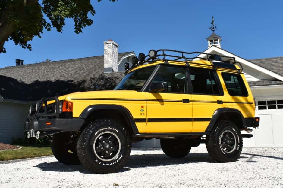 1997 Land Rover Discovery II sold for $17,000