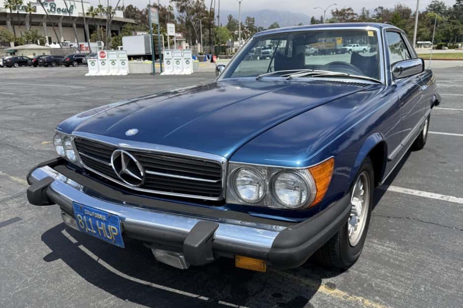 1976 Mercedes-Benz C107 SLC sold for $5,262
