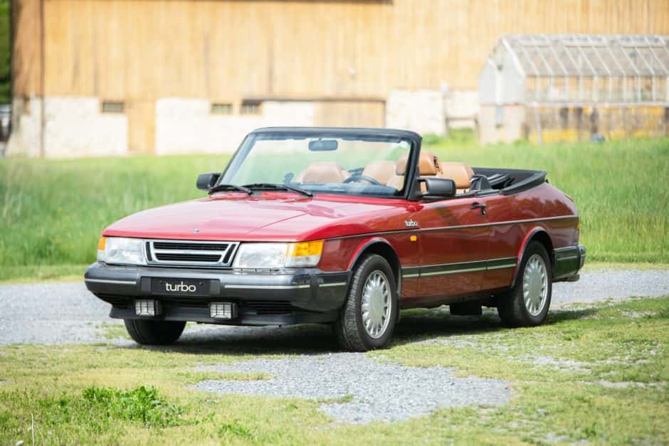 1987 Saab 900 sold for $16,250