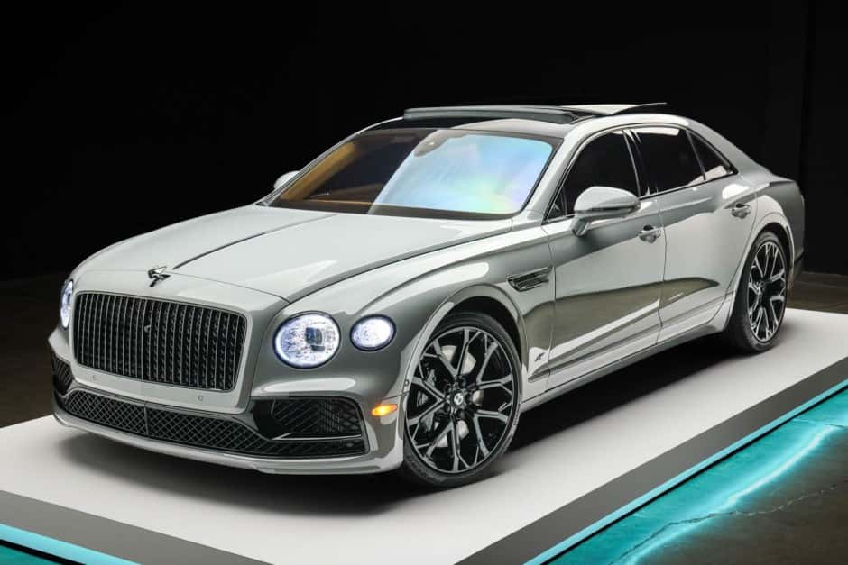 2023 Bentley Continental Flying Spur sold for $199,000