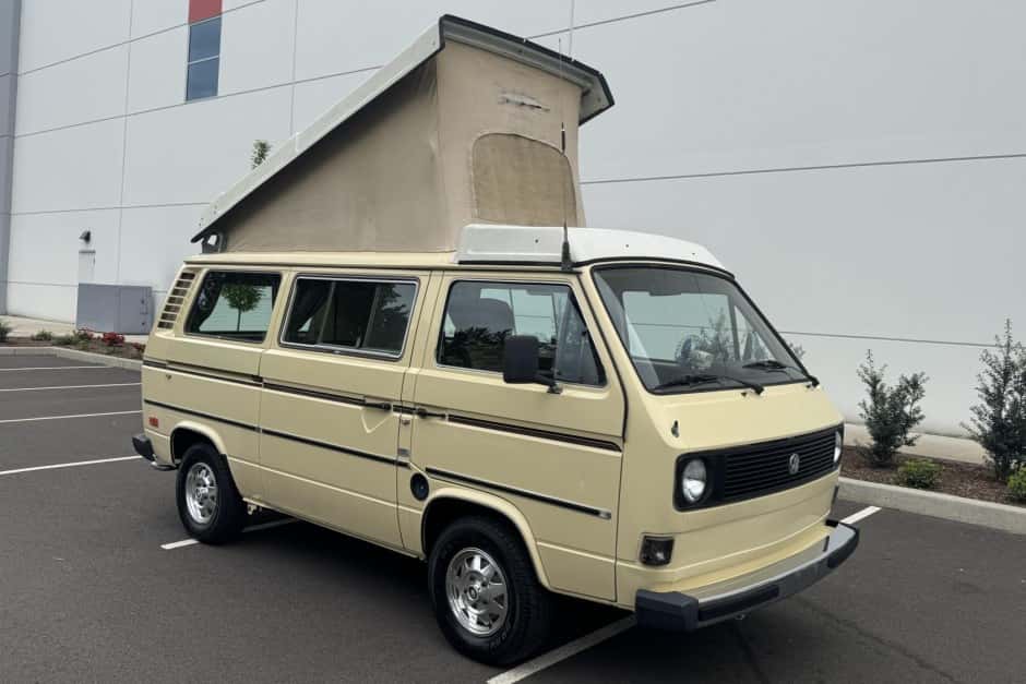 1981 Volkswagen Vanagon sold for $11,000