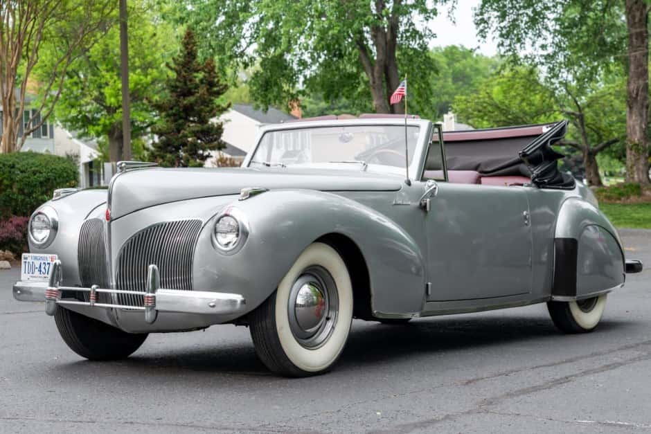 1941 Lincoln Continental (1940-1948) sold for $25,750