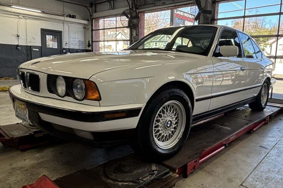 1994 BMW E34 5-Series sold for $15,250