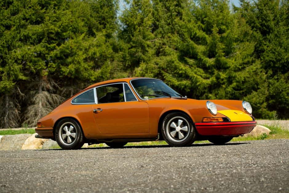 1973 Porsche LWB 911T (1969-1973) sold for $70,911