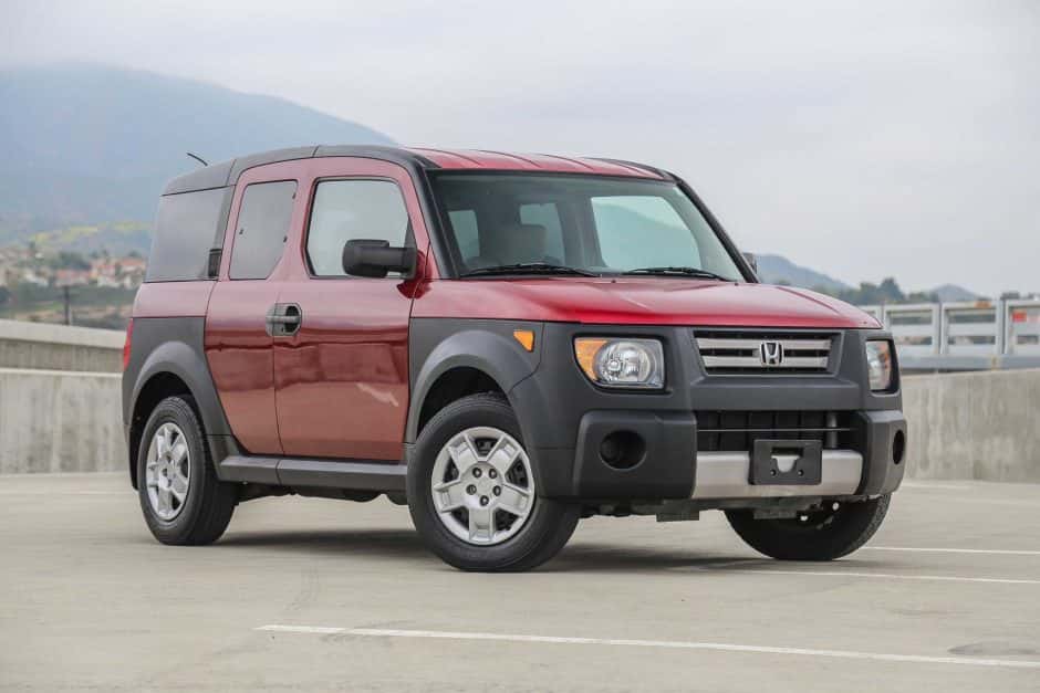 2008 Honda Element sold for $10,300
