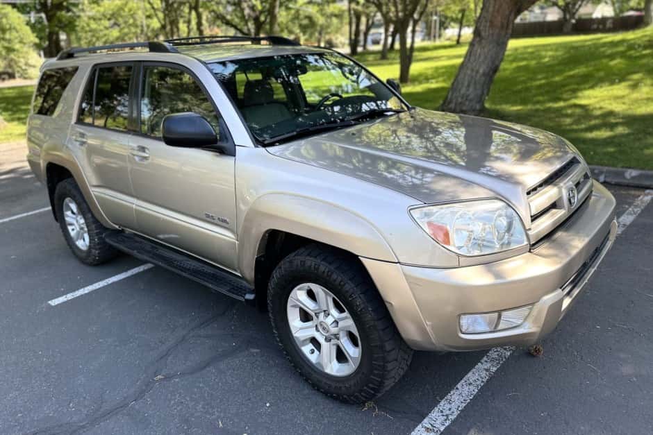 2004 Toyota 4Runner (N210) sold for $7,800
