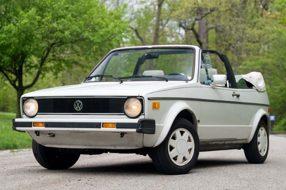 1986 Volkswagen Golf/Rabbit Cabriolet Mk1 sold for $8,000