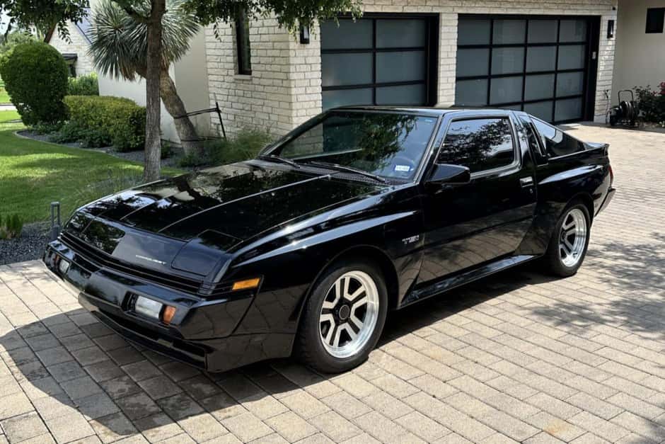 1986 Chrysler Conquest & Mitsubishi Starion sold for $16,250