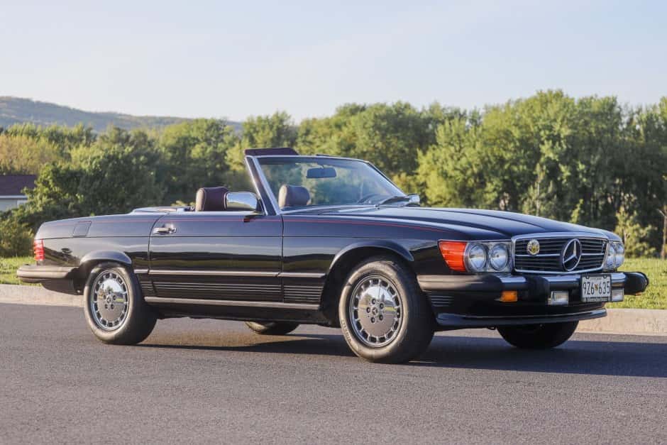 1986 Mercedes-Benz R107 SL sold for $19,000