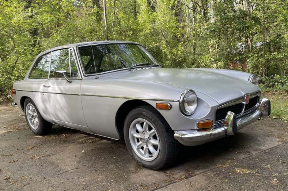 1973 MG MGB sold for $6,750