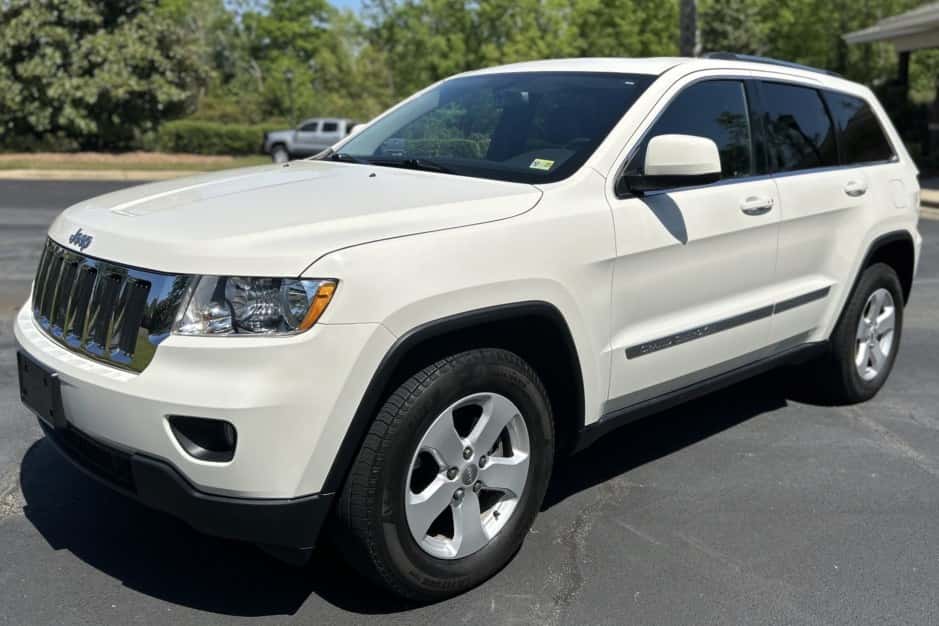 2012 Jeep WK2 Grand Cherokee sold for $15,000