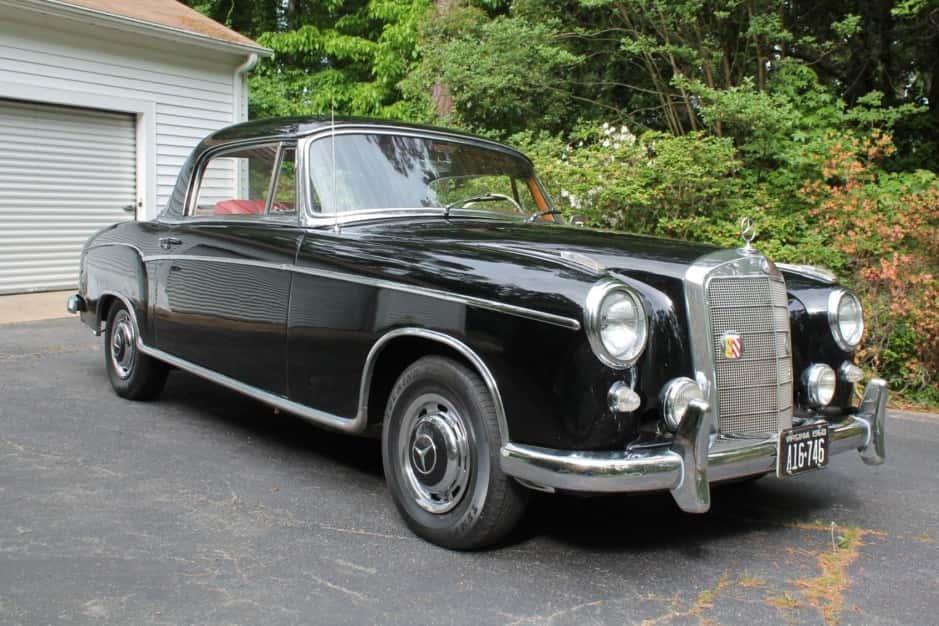 1960 Mercedes-Benz Ponton sold for $45,500