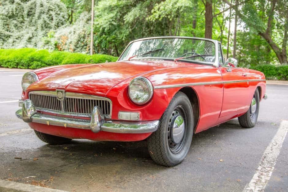 1963 MG MGB sold for $7,000