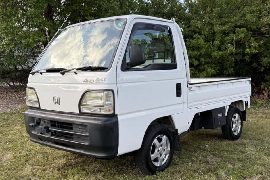 1998 Honda Acty sold for $6,600